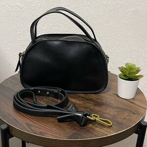 Madewell the Sidney zip top handle bag/ crossbody